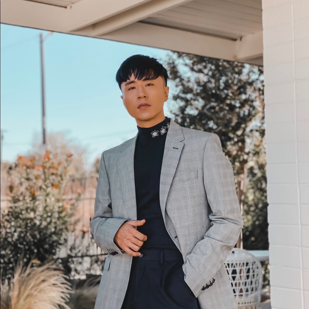 Meet your Posher, Gun